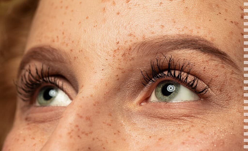 RevitaLash Wimpernserum: Natürlich lange Wimpern